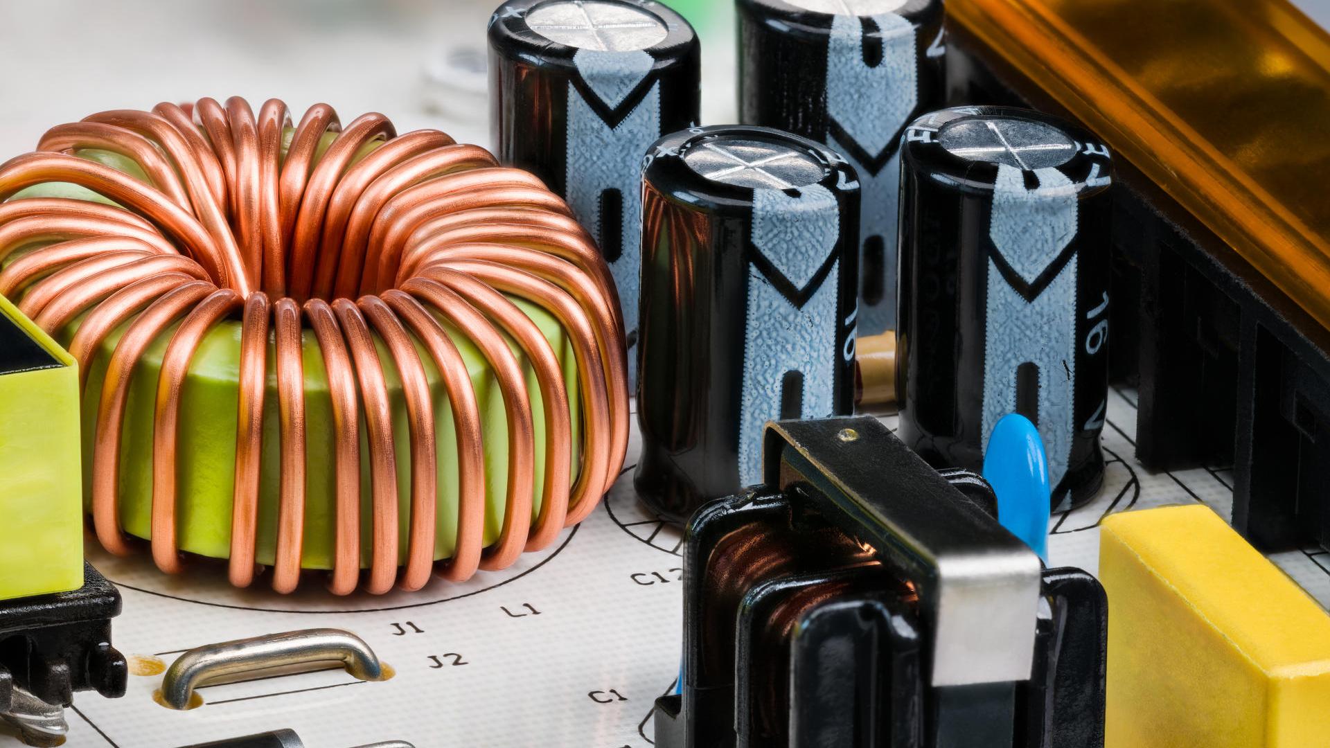 Composants électroniques et connecteurs