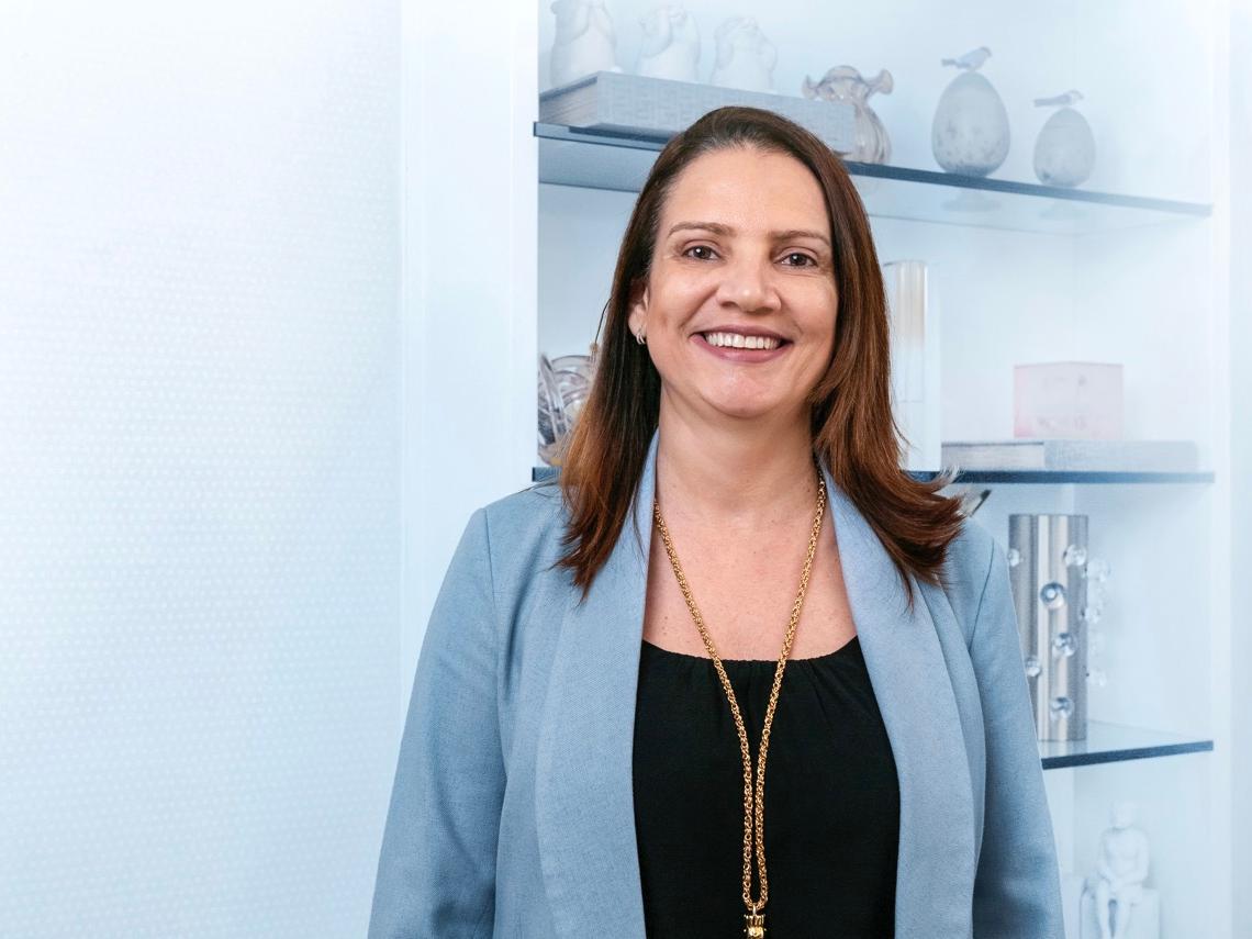 Dr Márcia Toledo Brésil