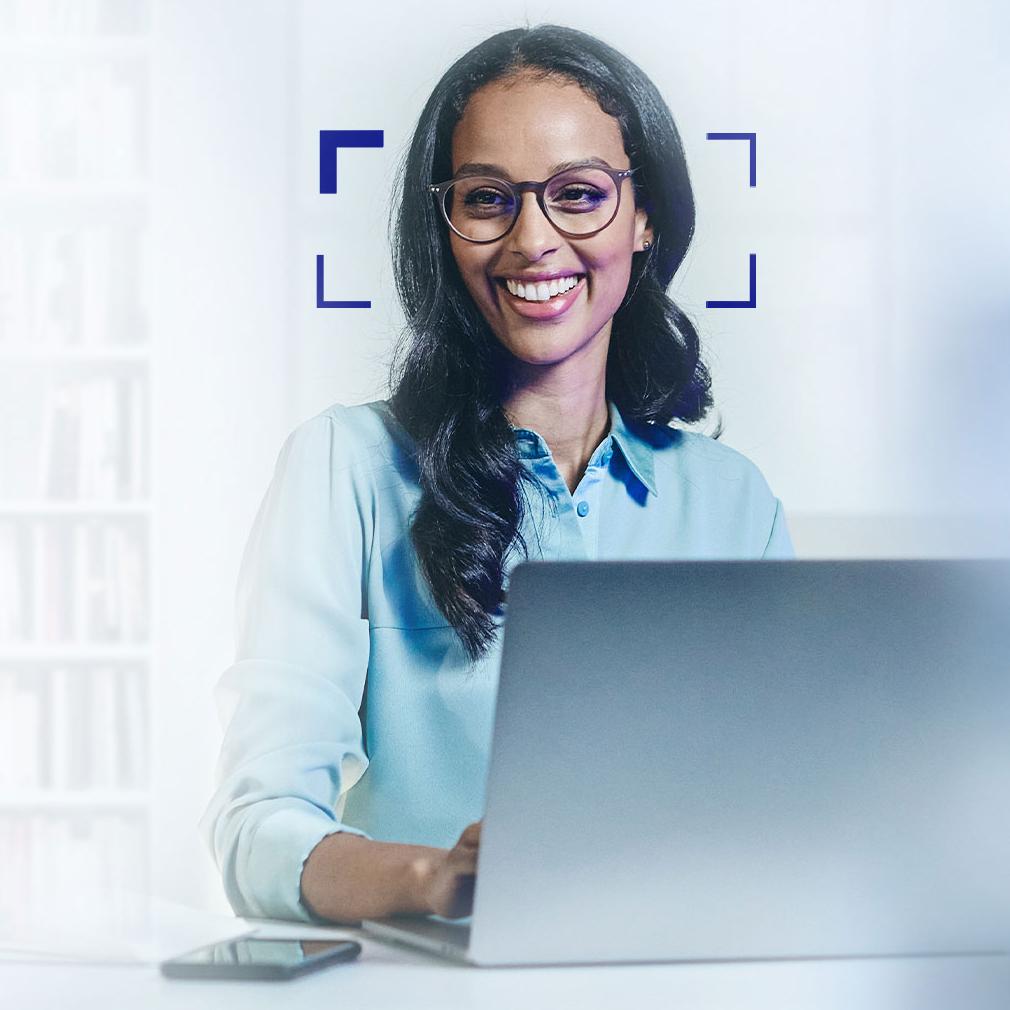 vrouwen met ZEISS Officelens brillenglazen