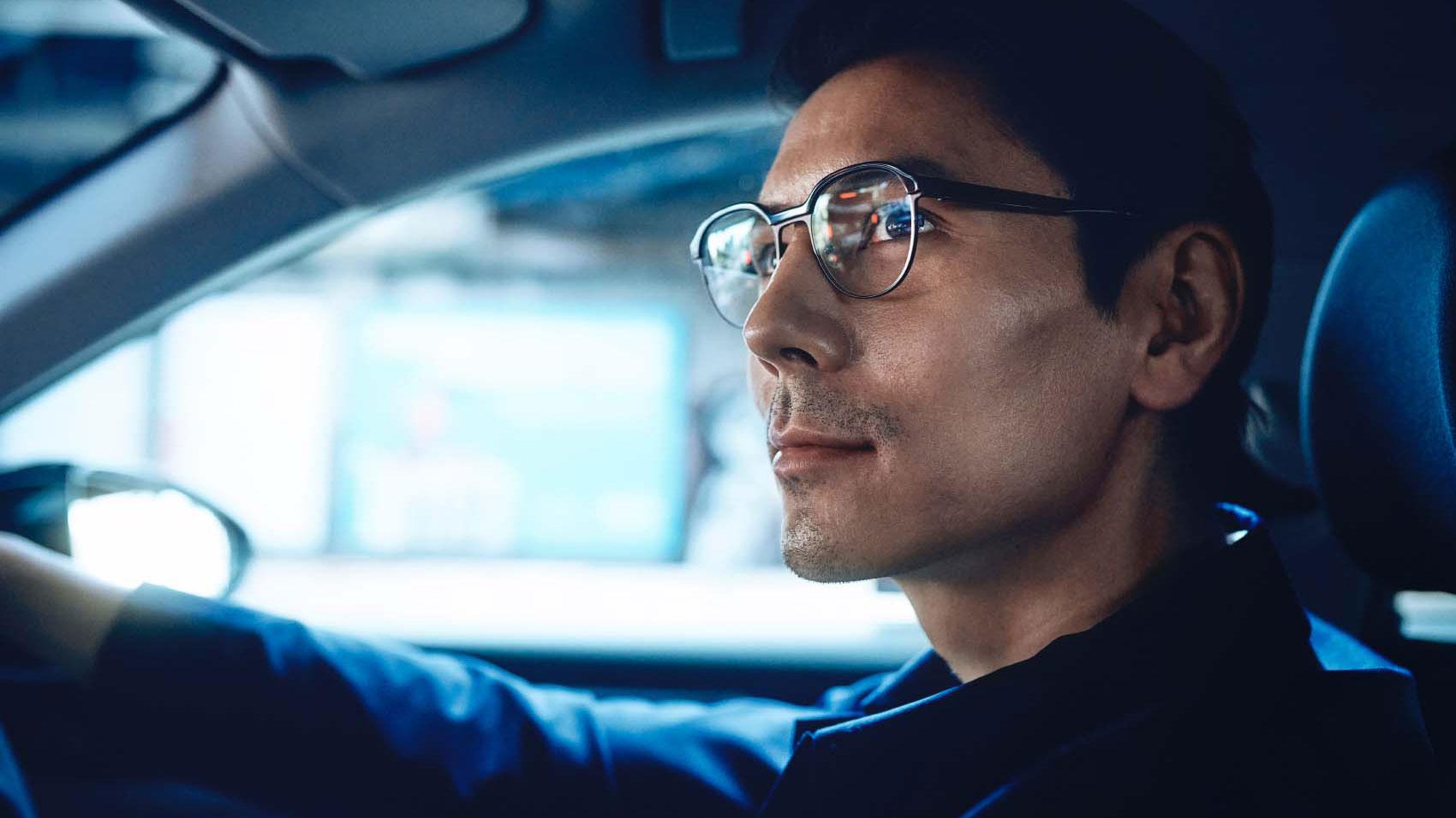 De beste brillenglazen voor autorijden - veilig aankomen op de plaats van bestemming