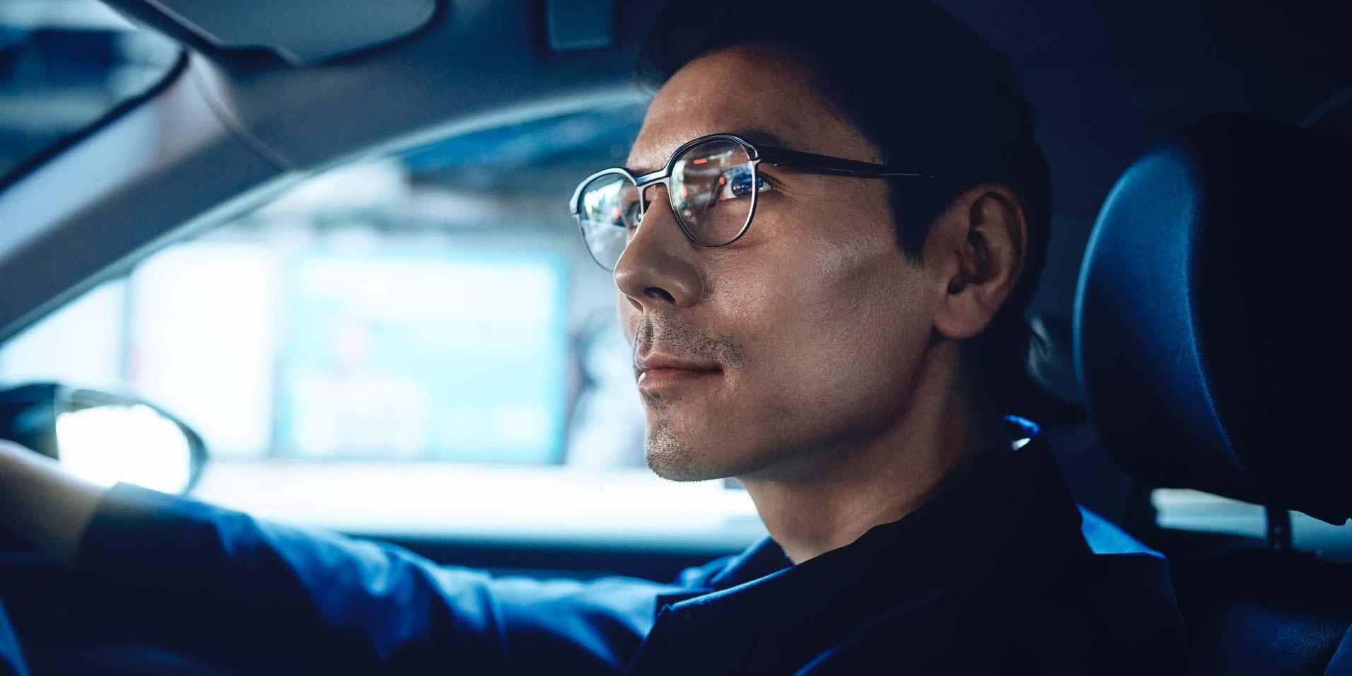 De beste brillenglazen voor autorijden - veilig aankomen op de plaats van bestemming
