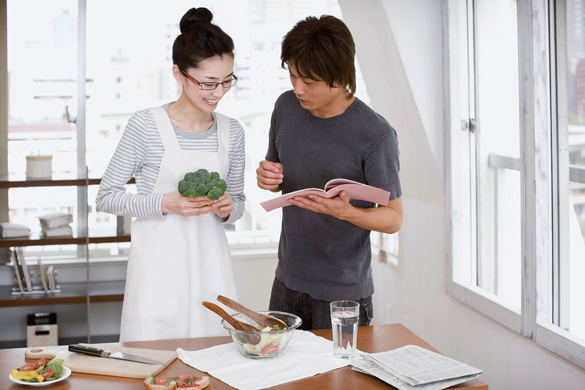 UNE DEUXI ME PAIRE DE YEUX visual data 6