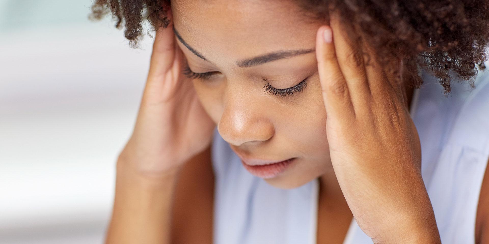 Hoe kan het dat problemen met zien leiden tot hoofdpijn?