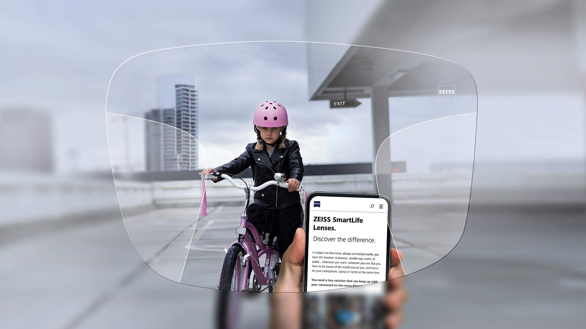 Visualisation des verres progressifs ZEISS SmartLife Pure. Cette image montre la vue à travers des verres.